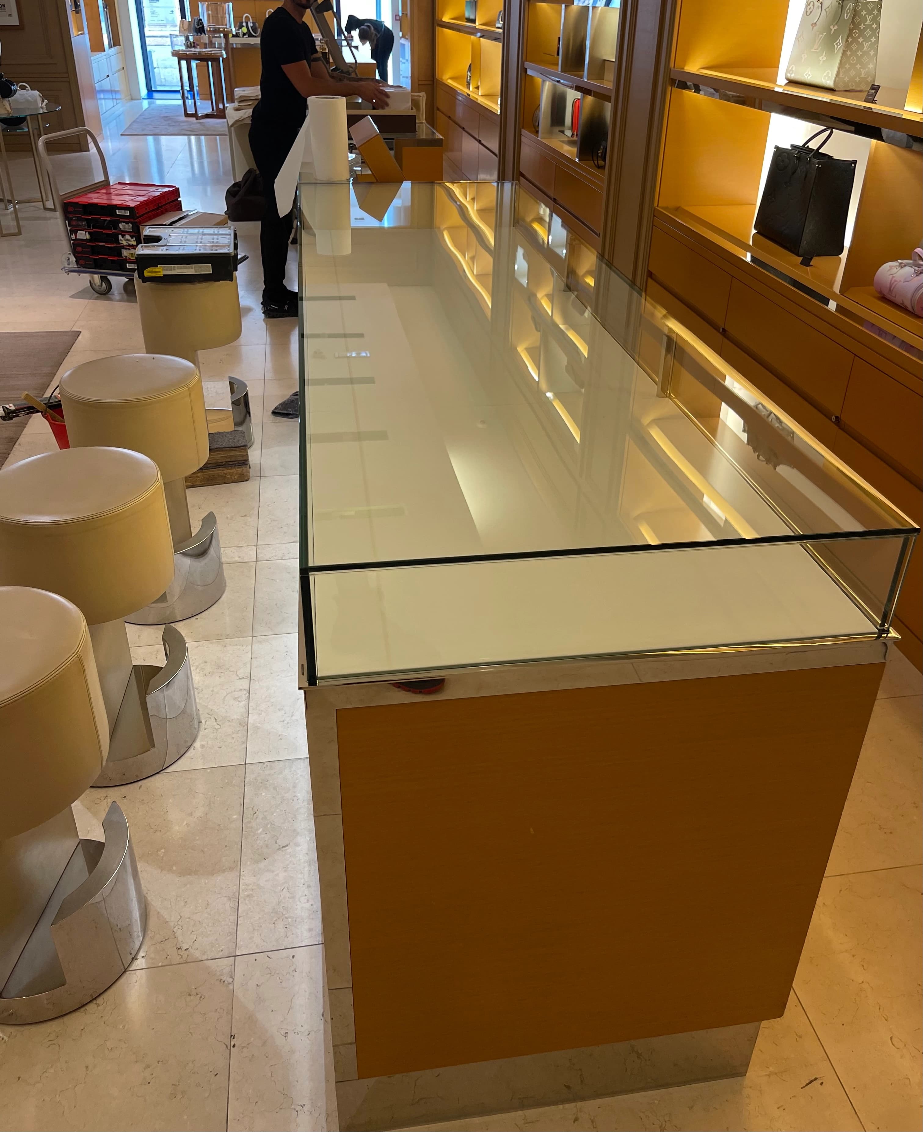 Vitrine magasin de luxe